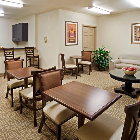 Holiday Inn Hotel & Suites Beaufort At Highway 21 By Ihg Екстериор снимка