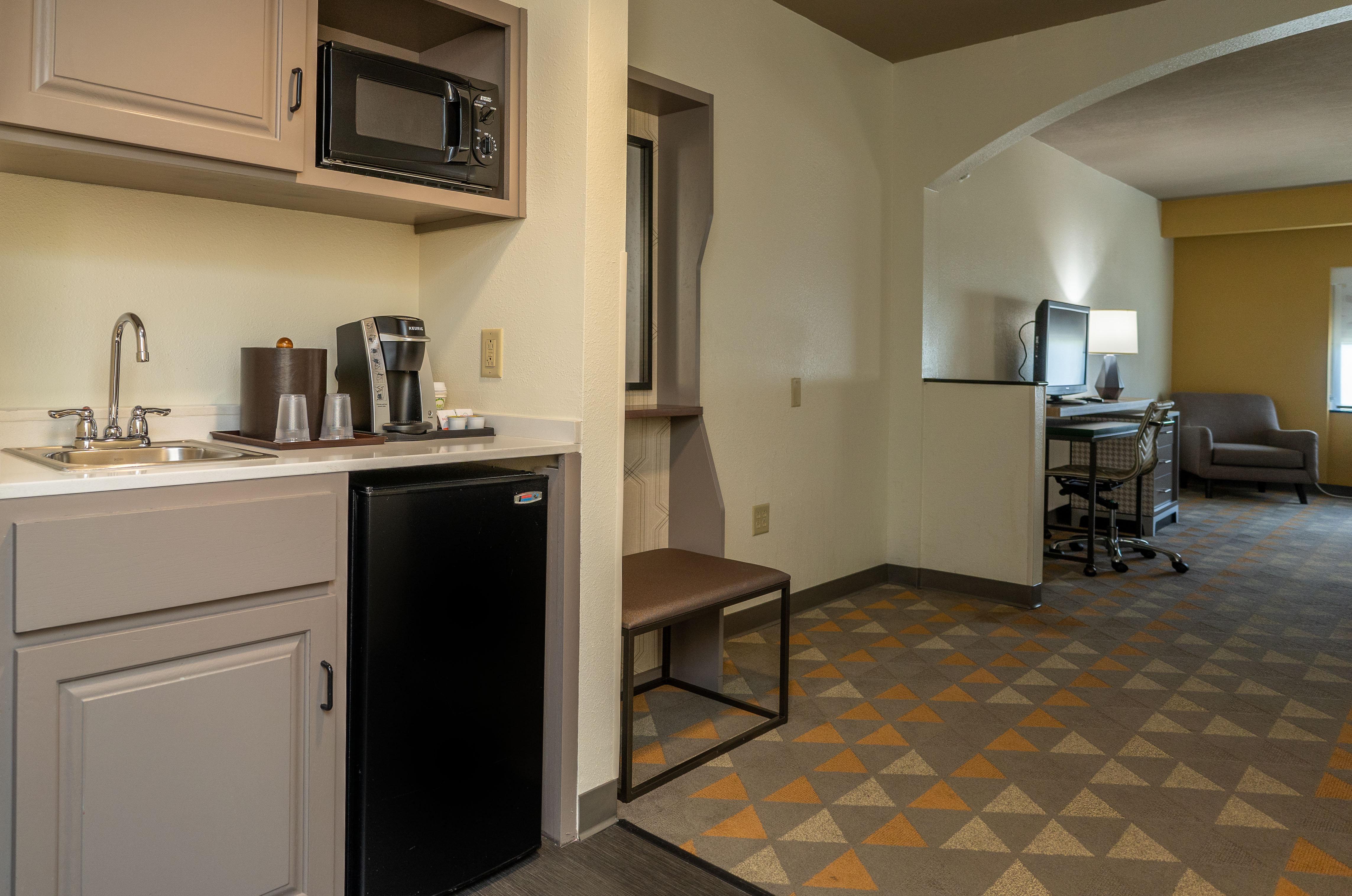 Holiday Inn Hotel & Suites Beaufort At Highway 21 By Ihg Екстериор снимка