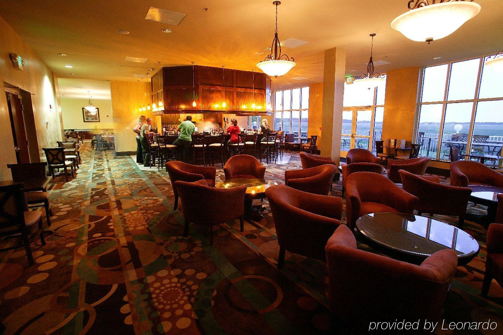 Holiday Inn Hotel & Suites Beaufort At Highway 21, An Ihg Hotel Ресторант снимка